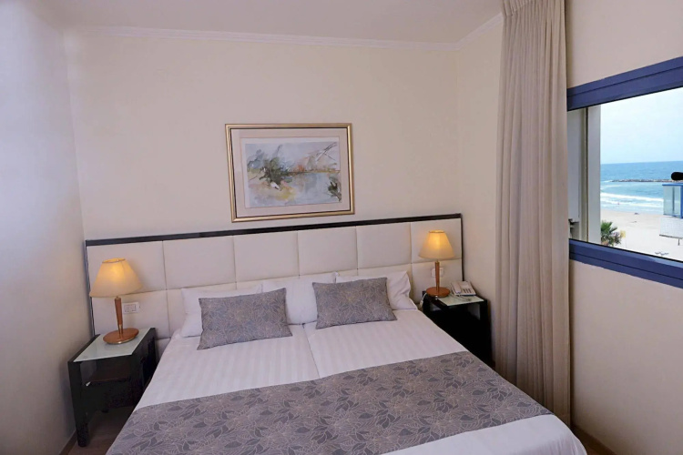 Abratel Suites Hotel