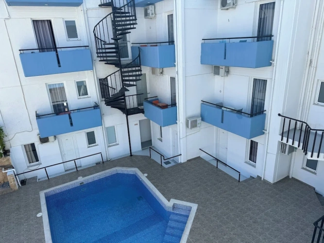 Standard Triple room