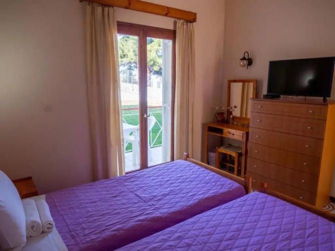 Eleni's Apartments & Studios 1