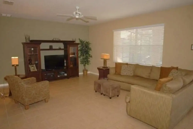6 Bedrooms Family Cottage