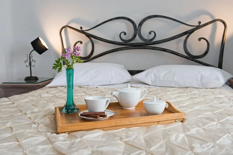 2 Bedrooms Villa