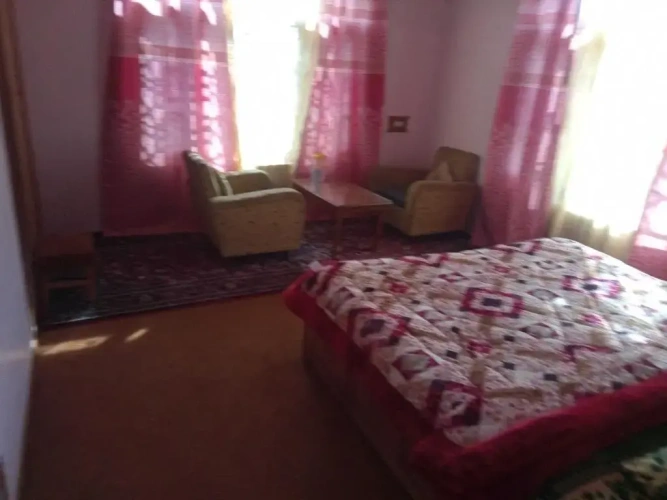 Classic Triple room