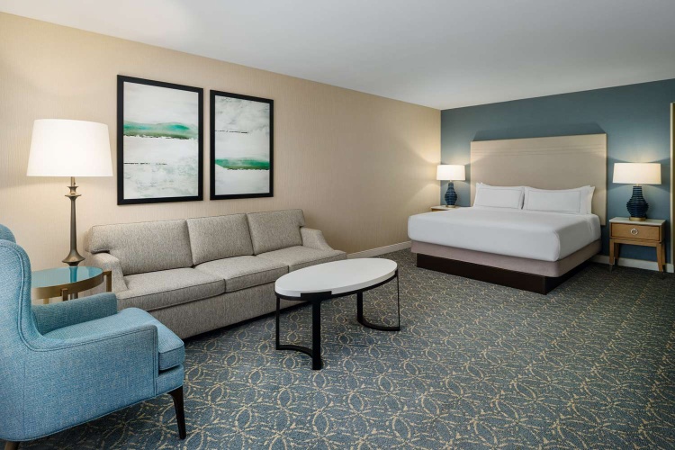 Hilton Santa Barbara Beachfront Resort photo 8
