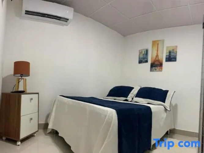 Malecon Cozy Private Room