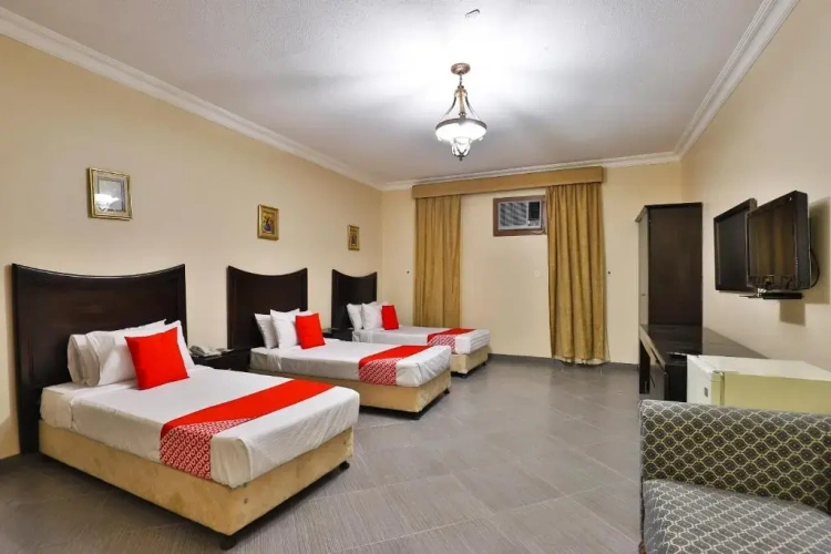 Standard Triple room