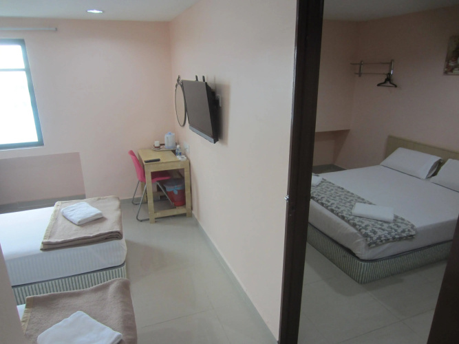 First and New Star Hotel