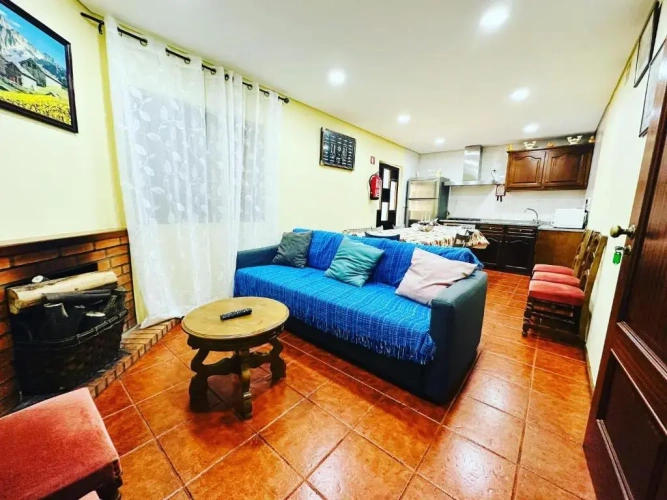 3 Bedrooms Apartment