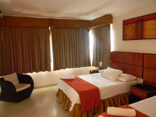 Expedition Hotel