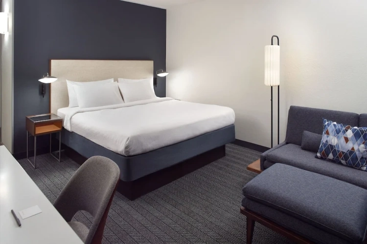 Standard Double room with balcony