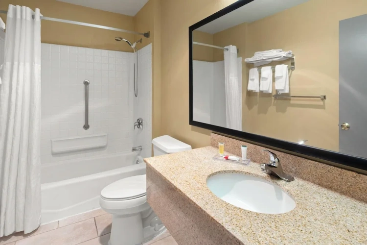 1 Bedroom Double Suite