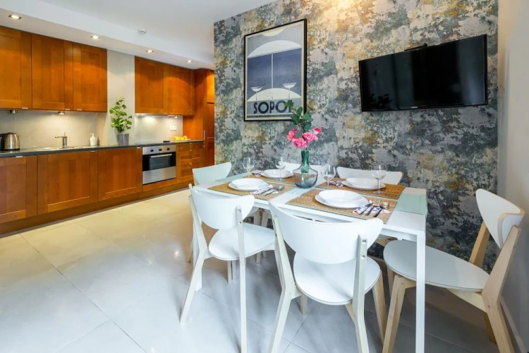 3 Bedrooms Deluxe Apartment