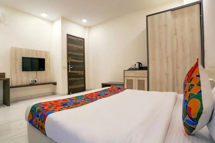 Fabhotel Ab Inn