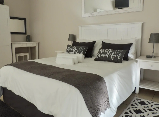 Standard Quadruple room with view