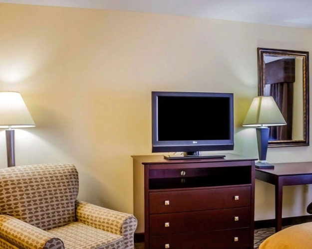 Quality Inn Waterbury East
