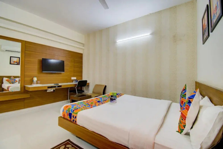 Yesmark by Fab Hotels