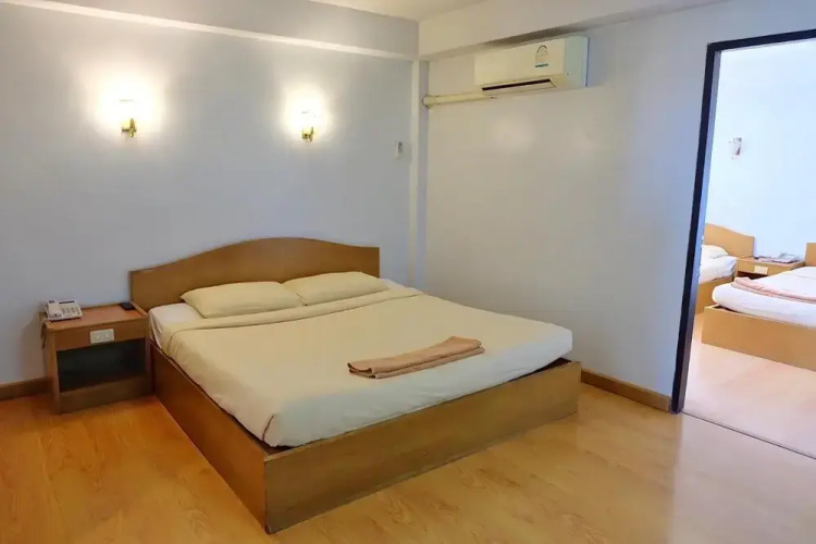 U-Thong Hotel