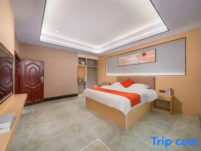 Quadruple Family Suite