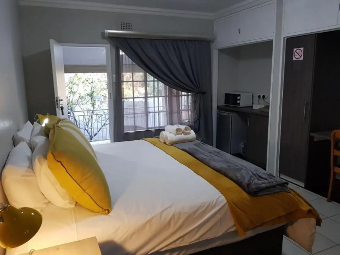 Js Inn