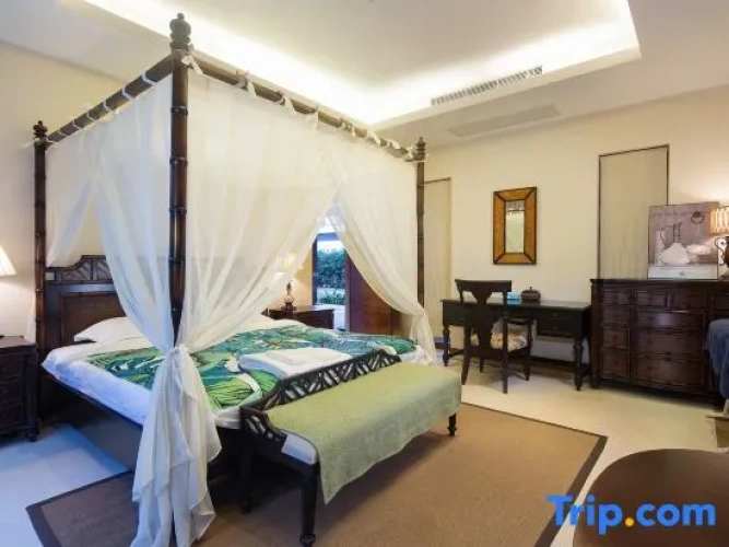 5 Bedrooms Deluxe Suite