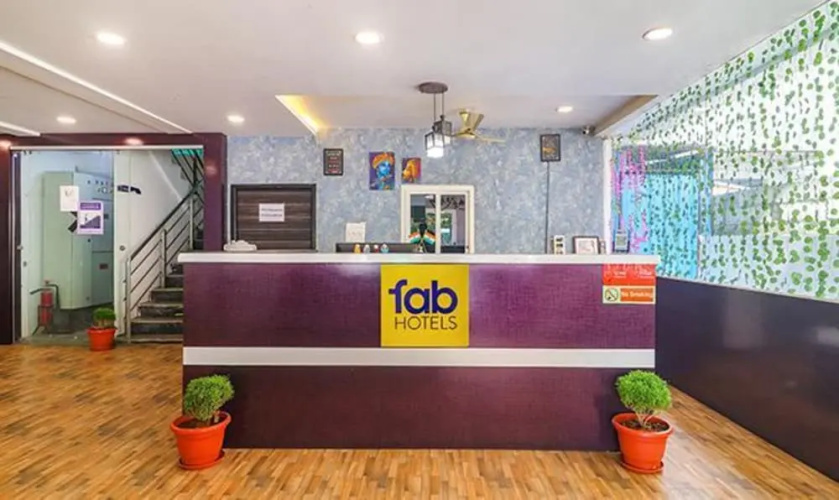 FabHotel Broholic