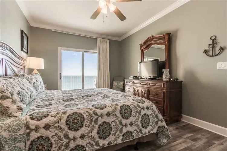Seawind 1002 - 3 Br condo by RedAwning