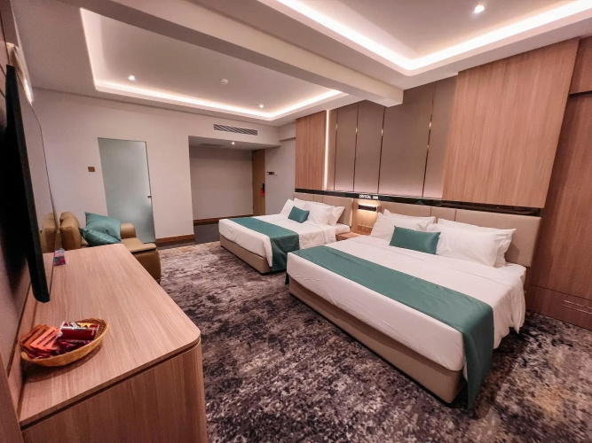 Crystal Inn