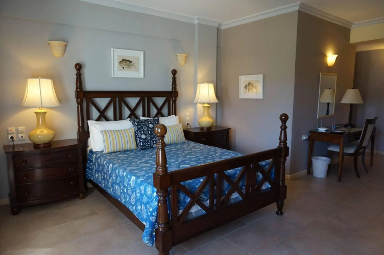 Balhambra Suites - Adults Only