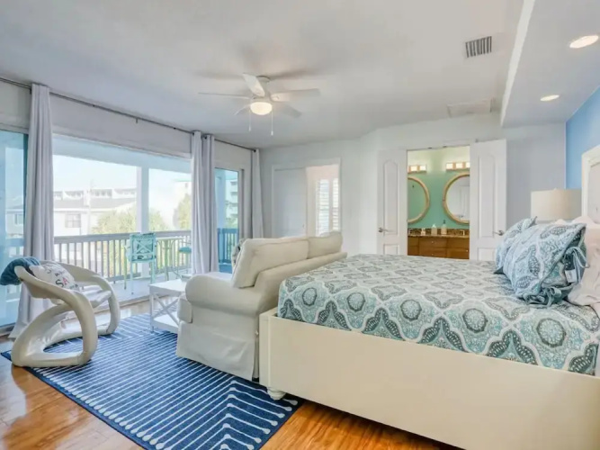 Sunshine Lane by Distinctive Beach Rentals