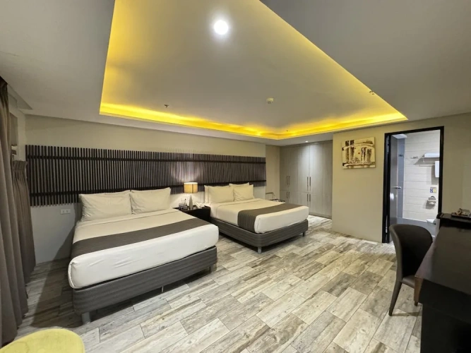 Deluxe Quadruple room