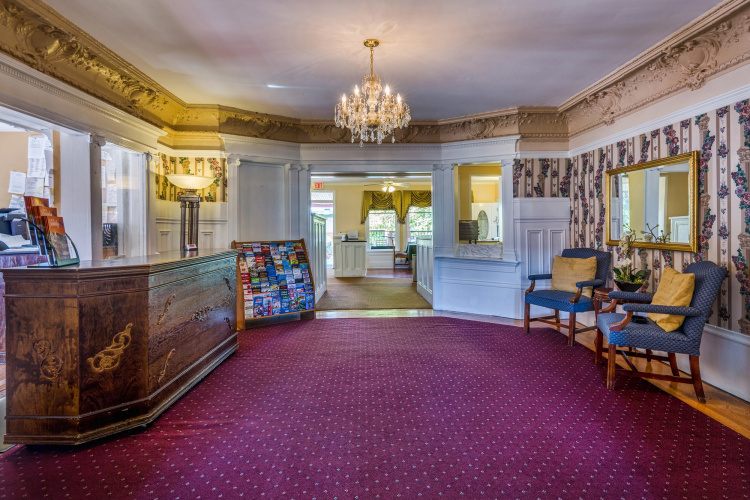 Rose Garden Inn