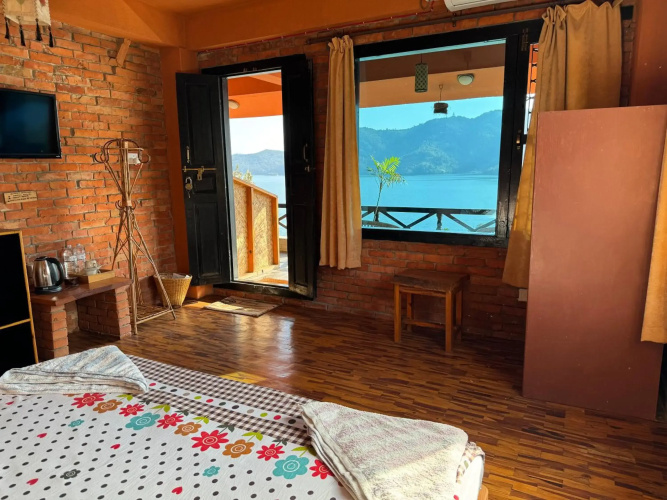 Nar-Bis Hotel