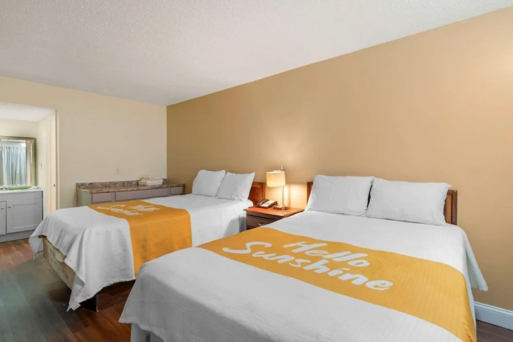 Standard Quadruple room with balcony