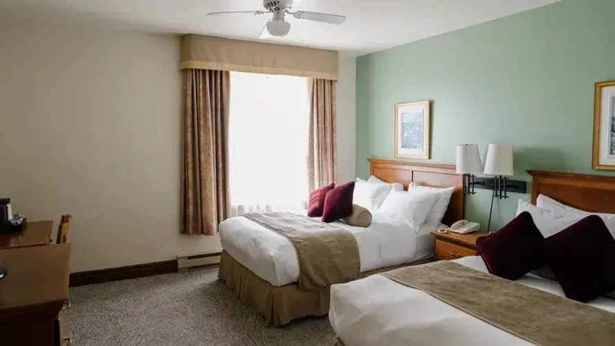 Standard Quadruple room with river view