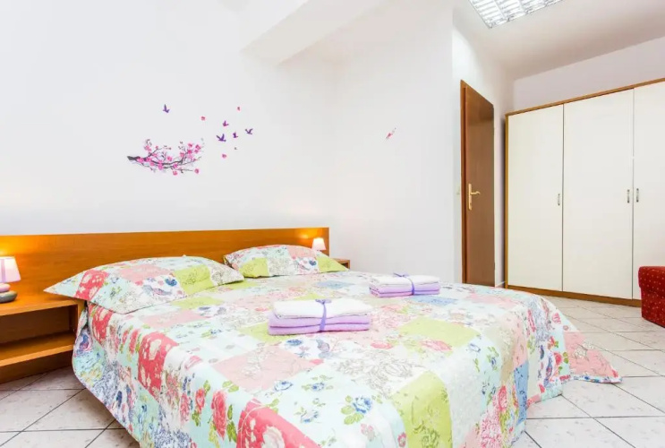 Apartments Lavanda 1