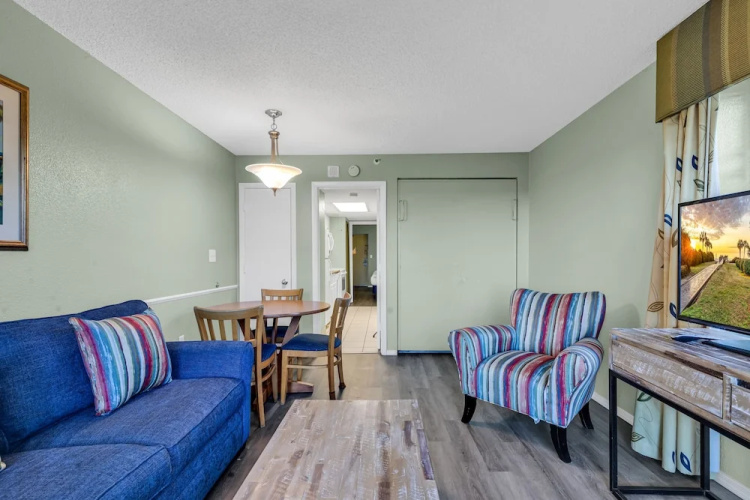 Breakers Sailfish Condos by Hosteeva