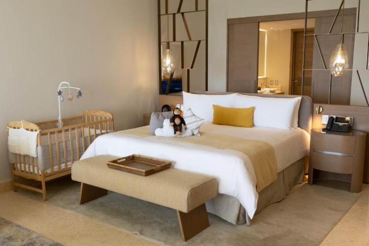 2 Bedrooms Ambassador Family Suite with ocean view