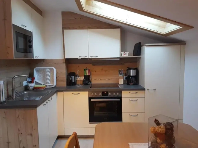 3 Bedrooms Apartment