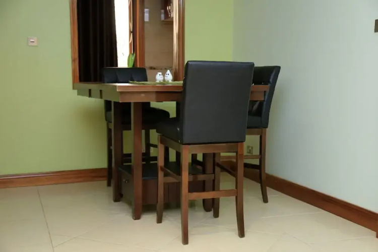 Dina Apartments