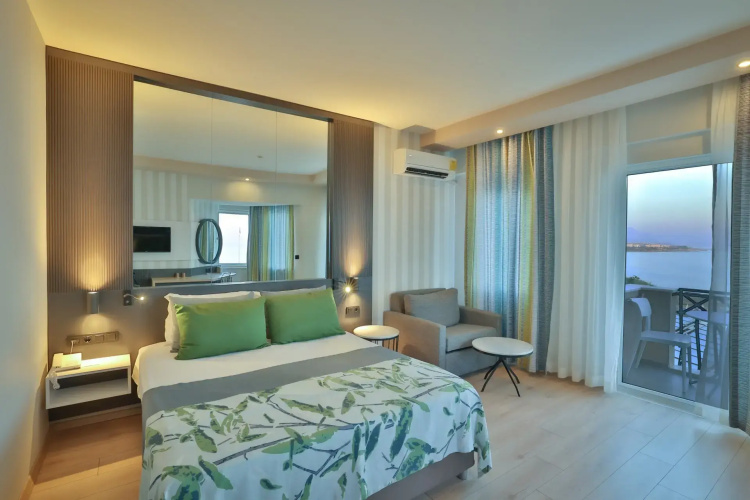EOS Beach Resort
