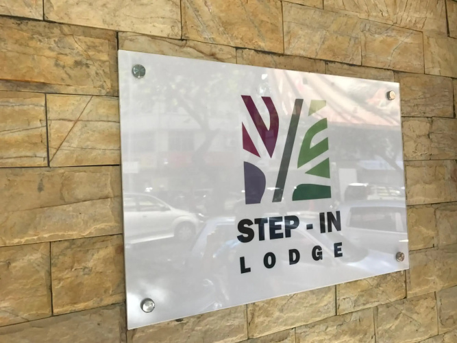 Step In Lodge - Hostel