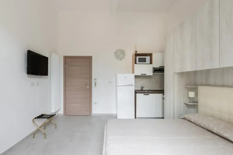 Apartment 20