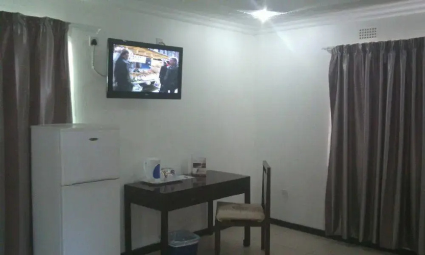 Mikelele Motel