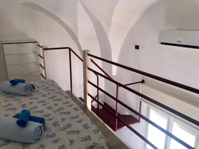 2 Bedrooms Cottage