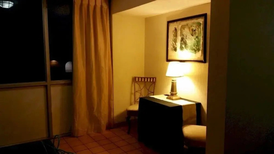 Ramada Inn Airport