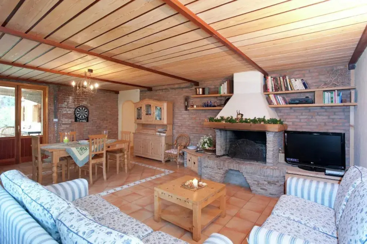 Exquisite Villa in Cesena With Sauna