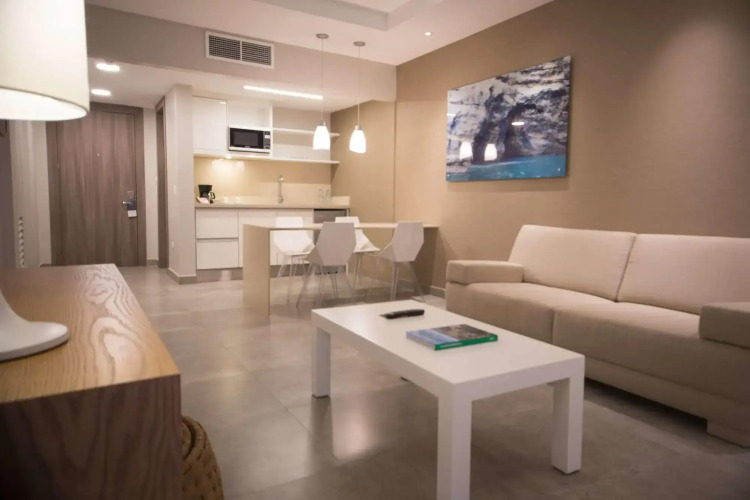 Oro Verde MantaOver view