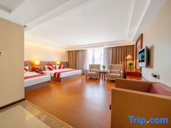 Business Triple Suite