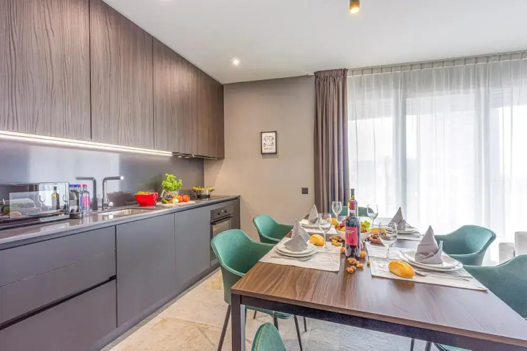 Icon H 601 Suite Executive