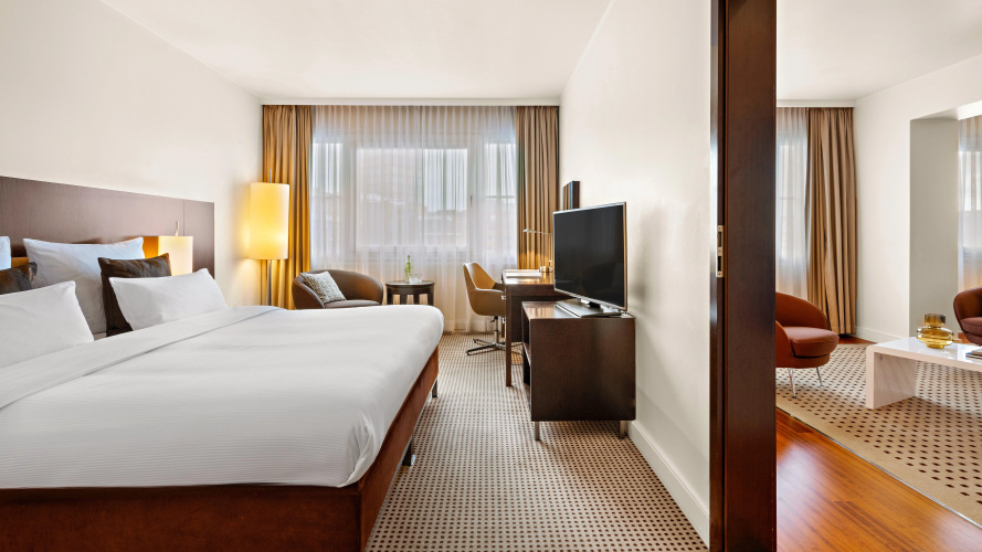 Crowne Plaza Berlin City Centre Kudamm photo 8