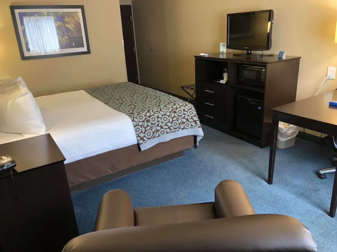 Days Inn by Wyndham Williams
